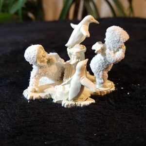 Snowbabies Miniatures "You Can't Find Me!"